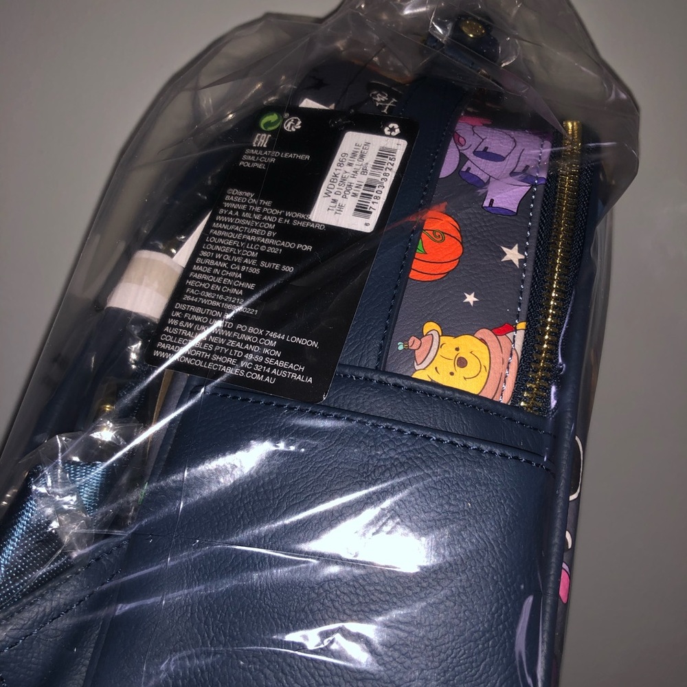 Loungefly Winnie the Pooh Heffalump Halloween AOP Mini Backpack - Picture 3 of 5
